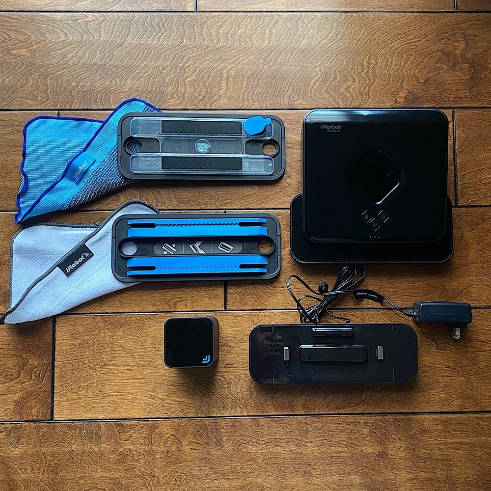 iRobot - Braava 380 Robot Mop